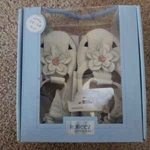 Toddler girl shoes 12-18 months Brand new in box